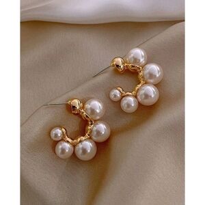 Anthropologie Viv Minimalist Classy Pearl Stud Half Hoop Earrings